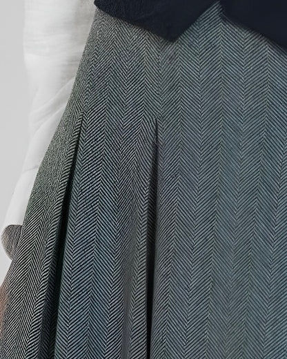 Warmer Wool Pleated Skirt