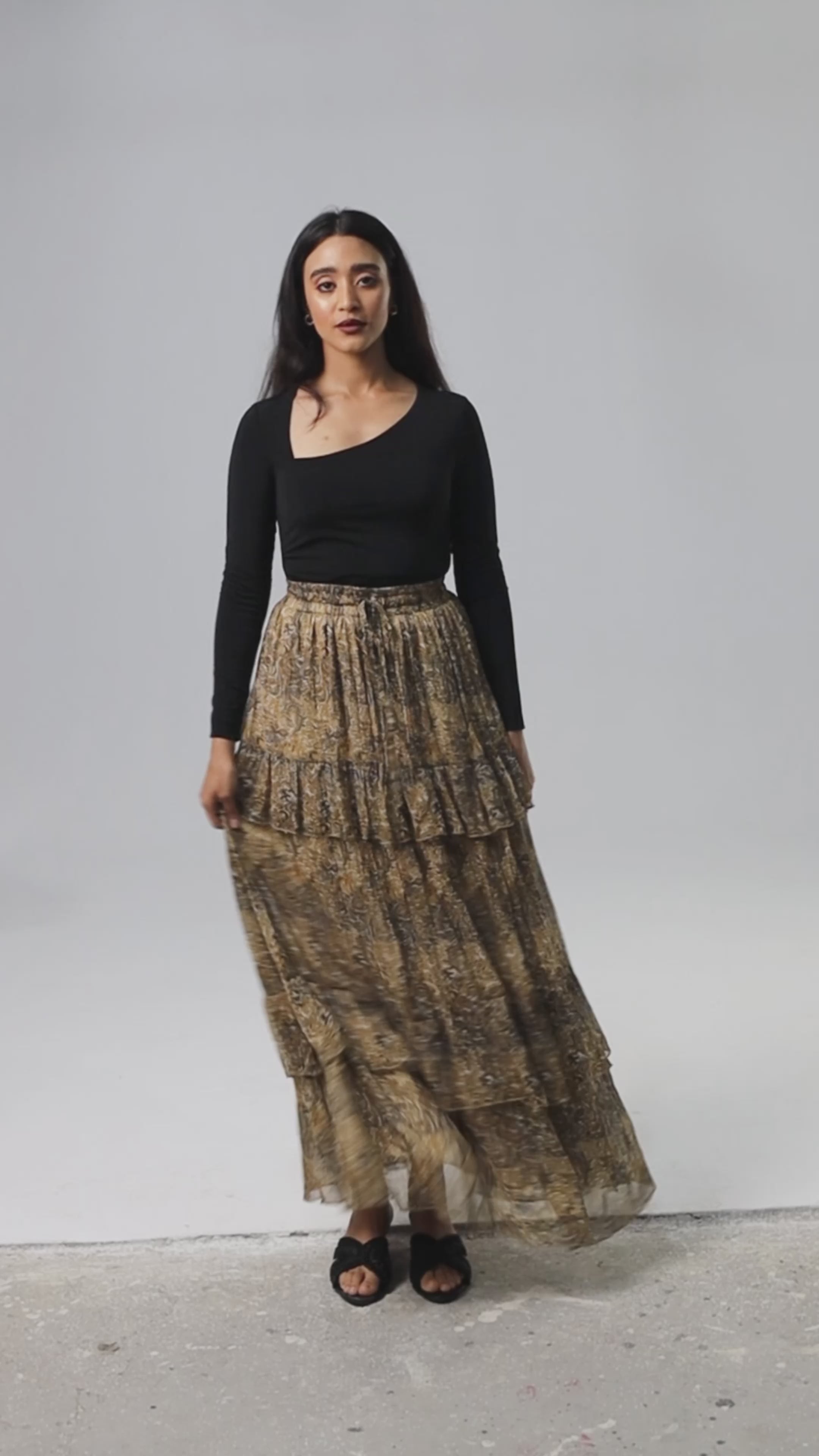 Flowy maxi skirt video best sale